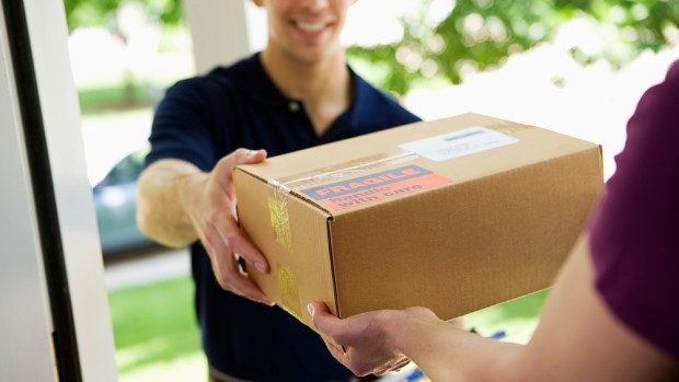 Boost your sales offering same day delivery with our on-demand Courier Services
